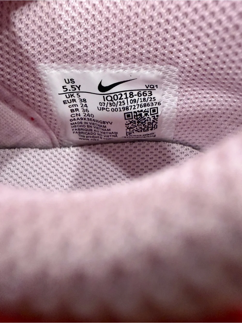 Kid's Nike Dunk Low BP Pink Foam/Summit White size 5.5Y